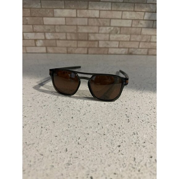 OakleyLatch Beta Sunglasses oo9436-0354 - Picture 1 of 5